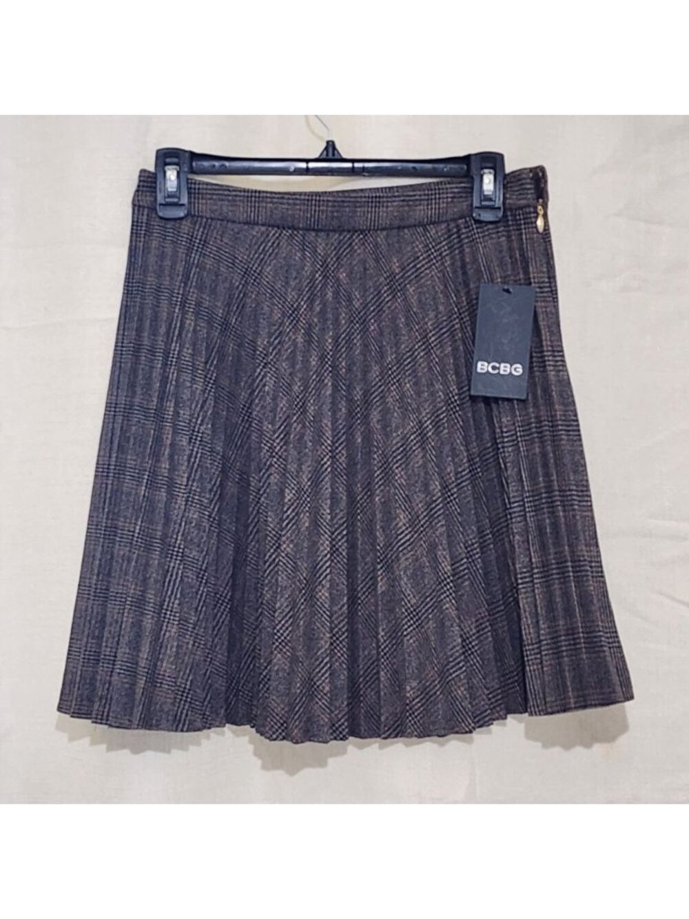BCBG Women's Midi Skirt Pleated A-Line Side Zipper Unlined Plaid Size 6 NWT